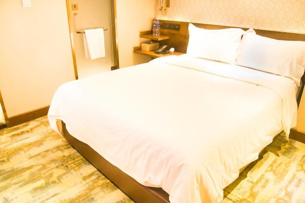 เจเจ คอฟฟี ธีม โฮเต็ล กวางเจา เอ็กซิบิชั่น เซ็นเตอร์ Hotel กวางโจว ภายนอก รูปภาพ